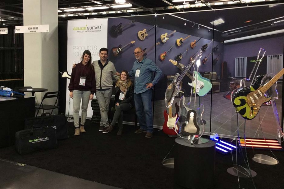 Aclam Guitars at the Namm Show 2014 | Aclam Guitars