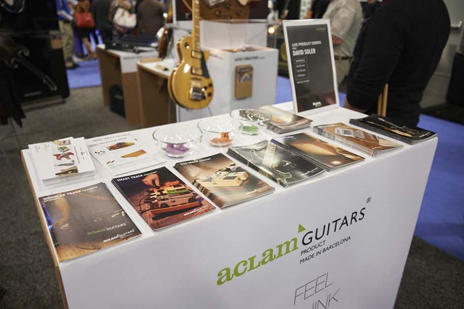Aclam Guitars at the Namm Show 2015 | Aclam Guitars
